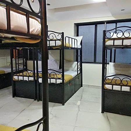 Bandra Dormitory Only For Indian Mumbai Dış mekan fotoğraf