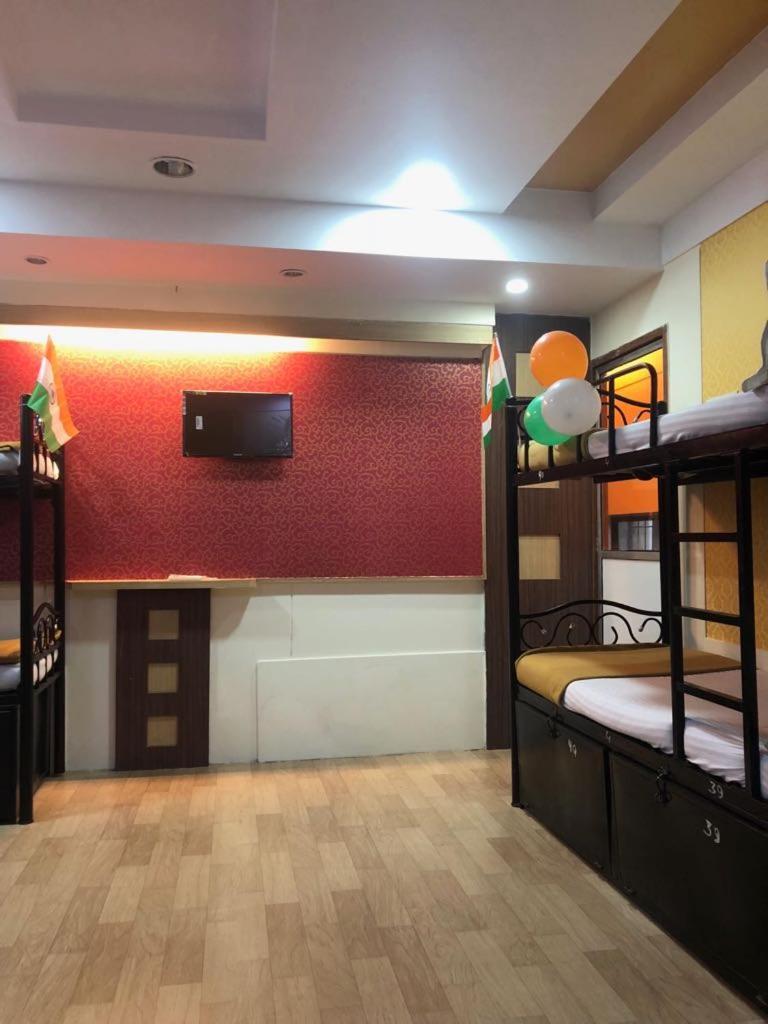 Bandra Dormitory Only For Indian Mumbai Dış mekan fotoğraf