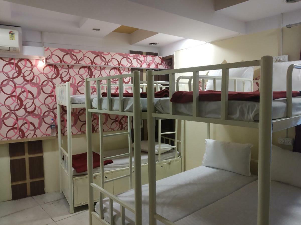 Bandra Dormitory Only For Indian Mumbai Dış mekan fotoğraf